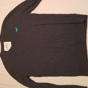 Hollister sweater
